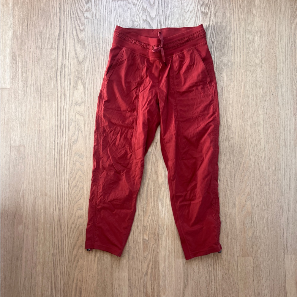 Lululemon pants